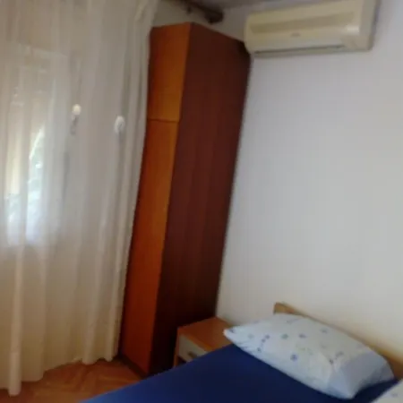 Luka Room's *