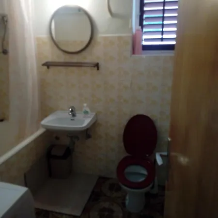Luka Room's *