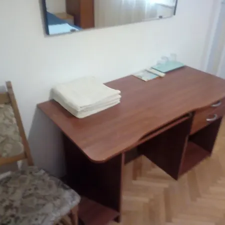 Luka Room's Apartment *