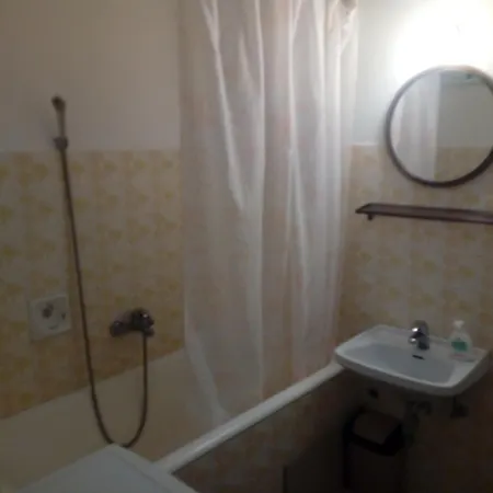 Luka Room's *